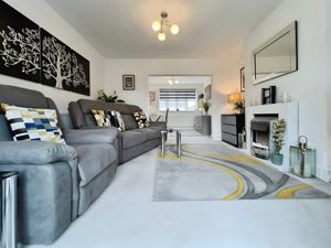 Photo 25- click for photo gallery